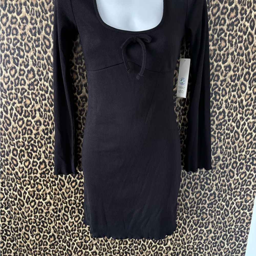Casual Black or Burgundy midi Sleeve Dress